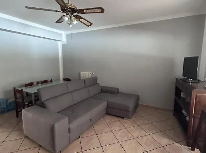 Otto Marzo דירה *